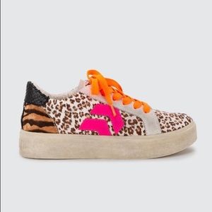 Women’s Yvette Dolce Vita sneakers